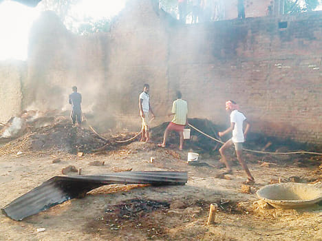 Three houses with fire, 27 bigha crop wasted
