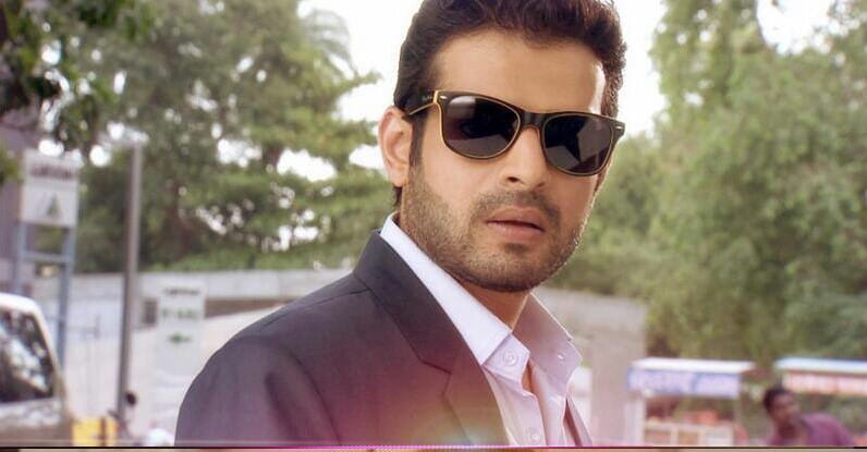 Hot Head Karan Patel Takes A Harsh Dig At Kapil Sharma