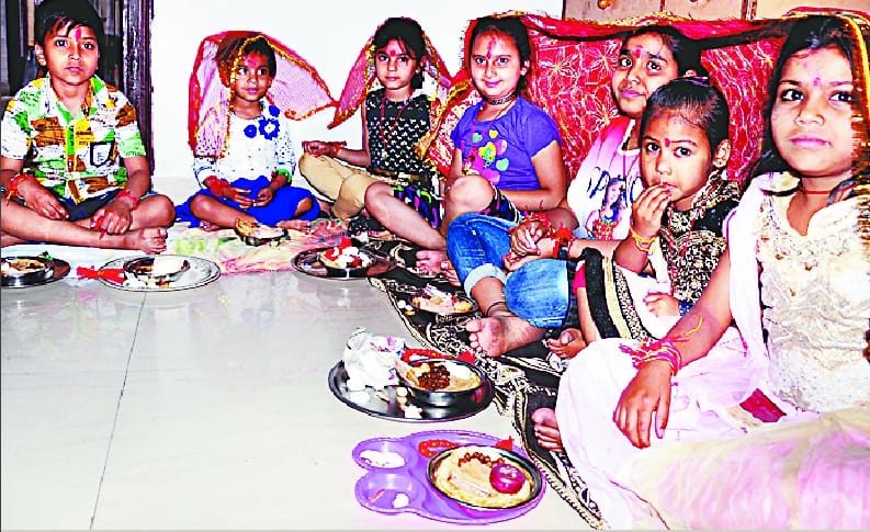 Girls at dagashtami