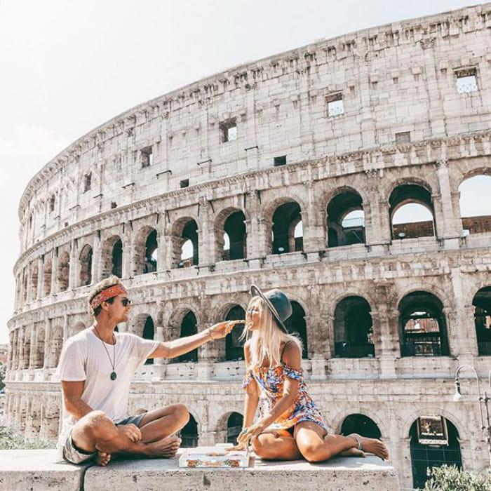 This Couple Makes Up To 6 lacks rs Per Instagram Photo While Traveling