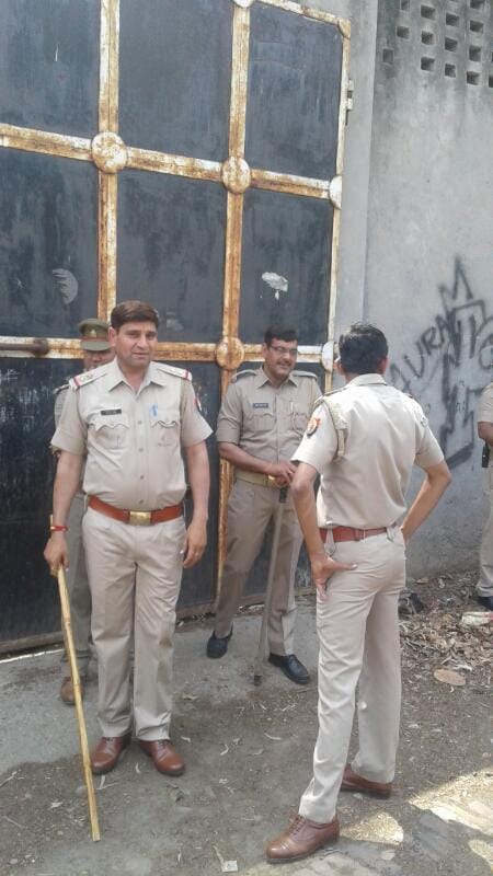 Haji Gala, owner of cars of cars, police raid