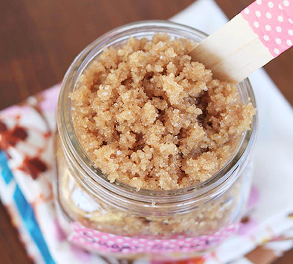 how to make your lips soft and pink