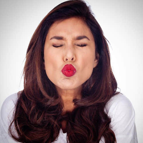 Happy Birthday Lisa Ray, Actress Who Fought Tought Battle Against Cancer