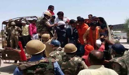 clash on ram navami procession in fatehpur