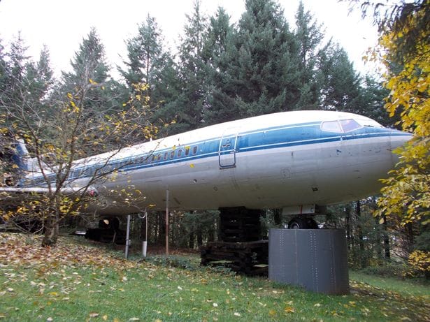 Meet the man who lives in a Boeing 727 in the middle of the woods