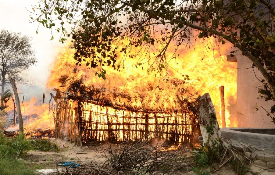 Over 100 Cotteges Gutted in Fire at Una.