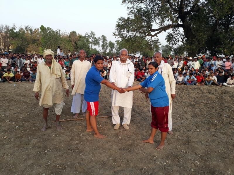 Priyanka of Meerut and Neelam of Delhi got victory