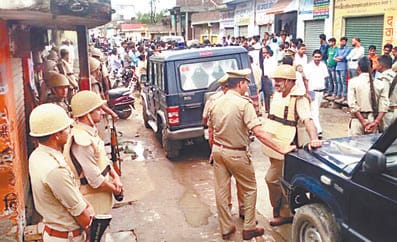 Loudspeakers imposed on the Jogirampuri temple