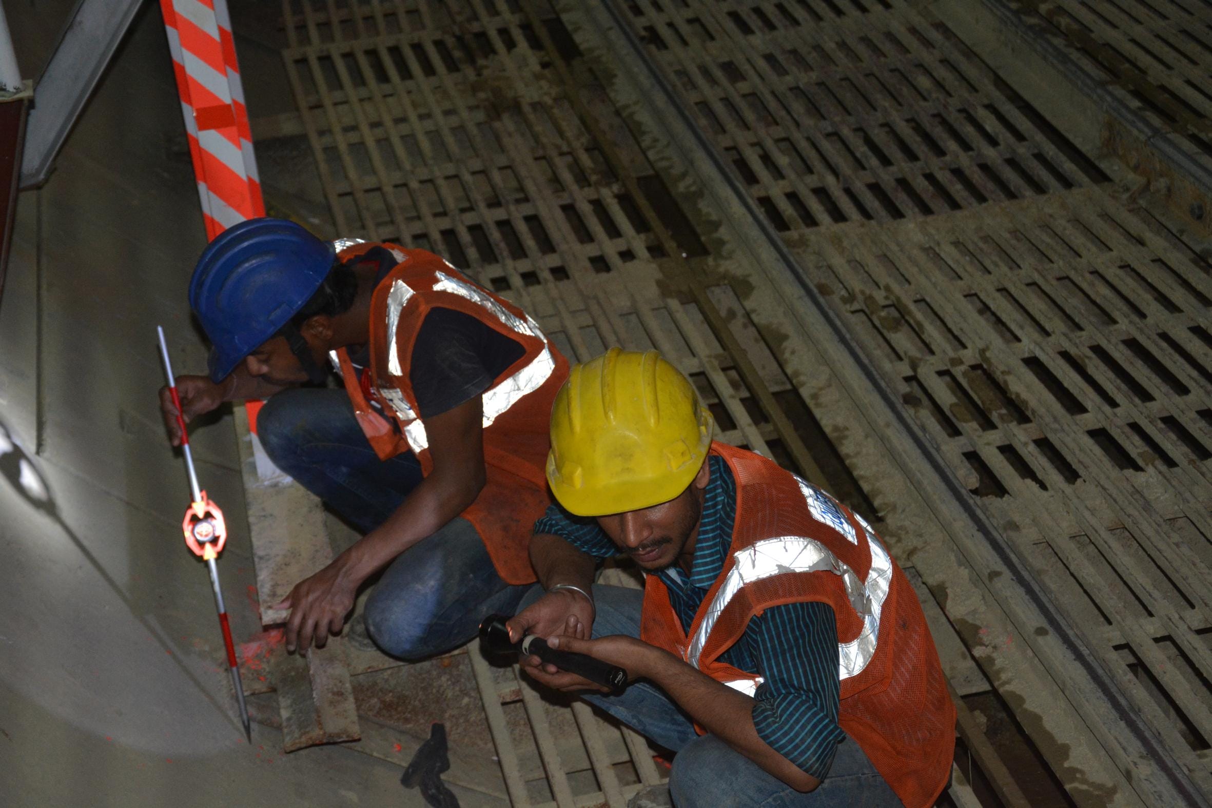 lucknow metro underground tunnel construction starts