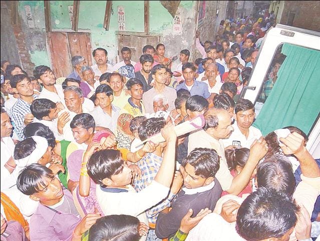 Ground Floor, 24 injured in Ramayan