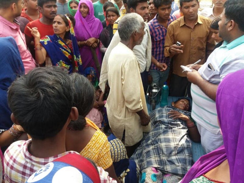 Police and villegers fought to cut the Pipal tree