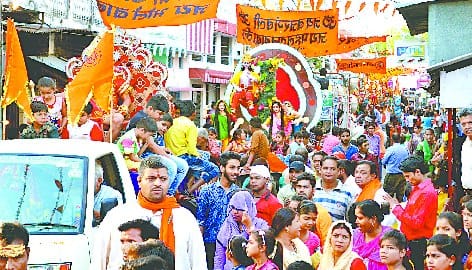 Bhaye Pragat Karamlala, Deen Dayala ...