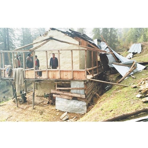 Rain, thunderstorm lash Himachal, snowfall in Lahaul Spiti and Kinnaur