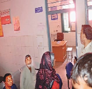 kaun baataye kab tak aayeinge doctor