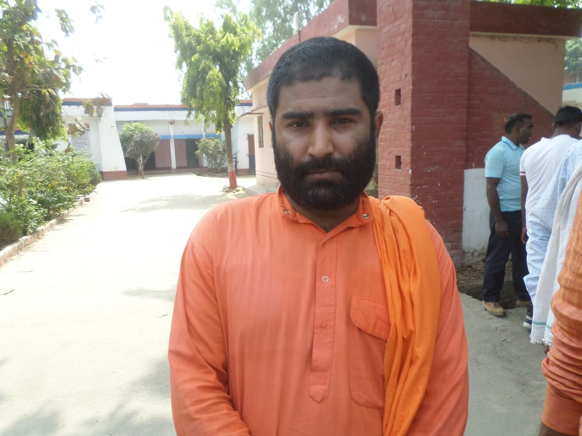  Pujari beaten in minor dispute 