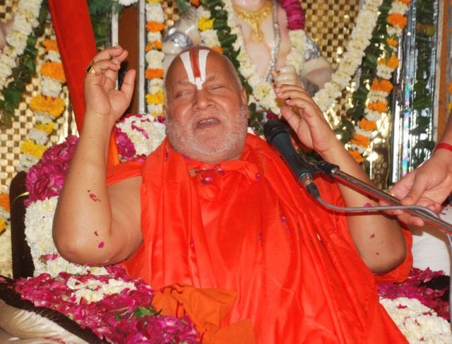 Children should not mind arguing: Jagadguru Ram Bhadracharya