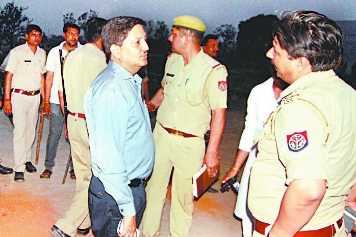 Subversion in Dukan, beaten salesman