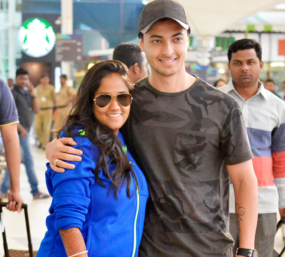 salman khan sister Arpita Khan celebrates her 5th wedding anniversary with Aayush Sharma