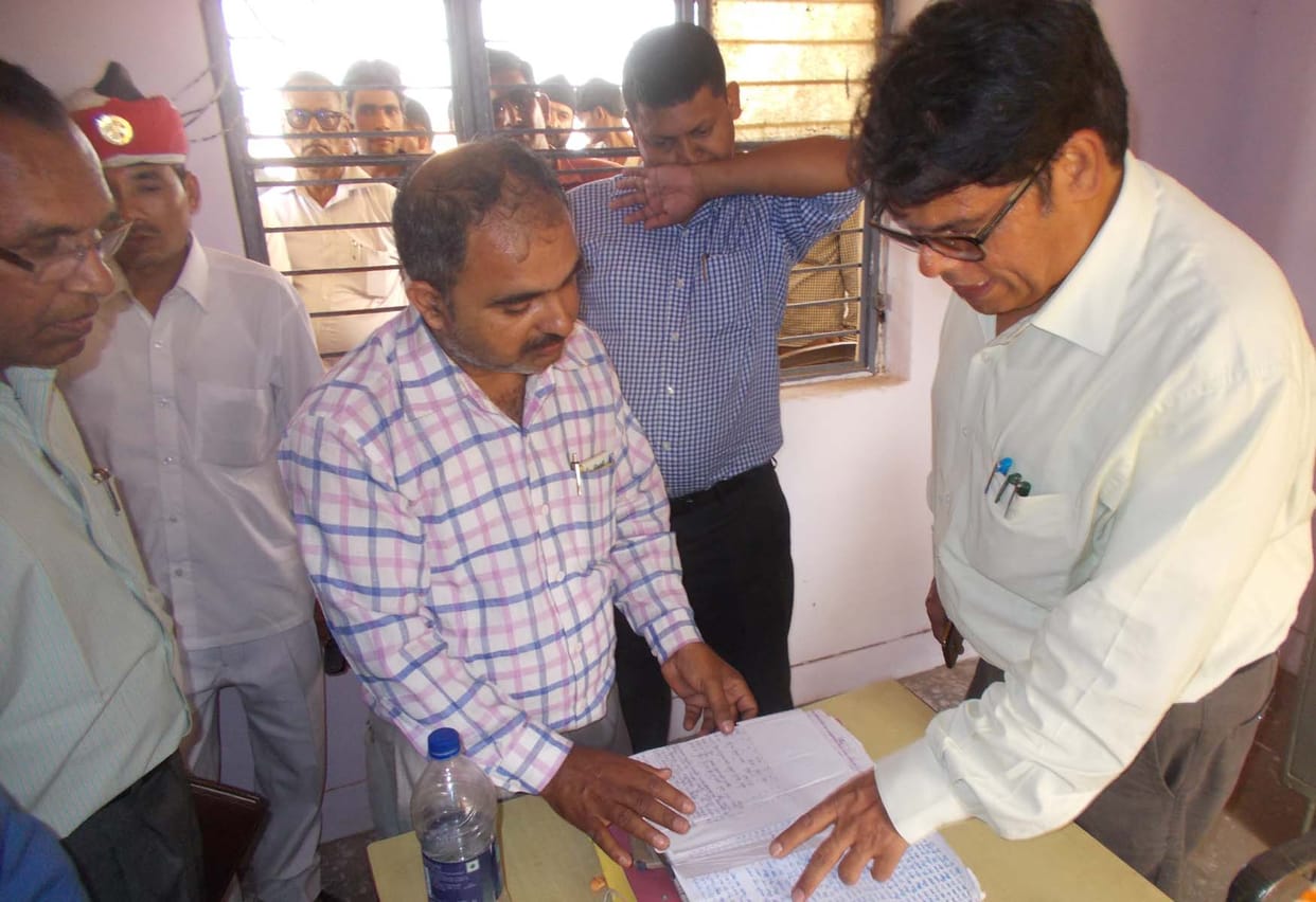 Seeing disorder in Gosad, DM angry