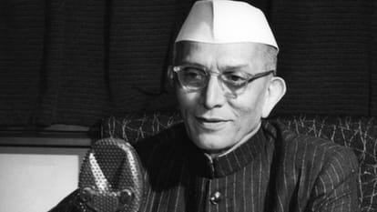 When Indira Gandhi gave Sheikh Hasina to be dressed in Delhi