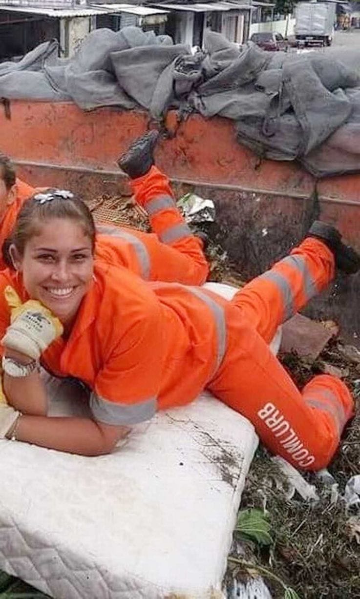 Brazilian street cleaner swamped with modelling offers