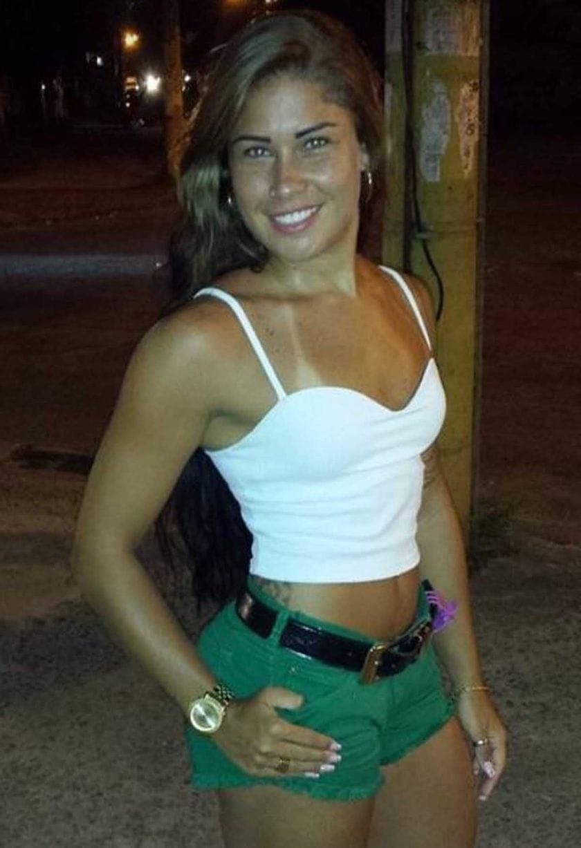 Brazilian street cleaner swamped with modelling offers