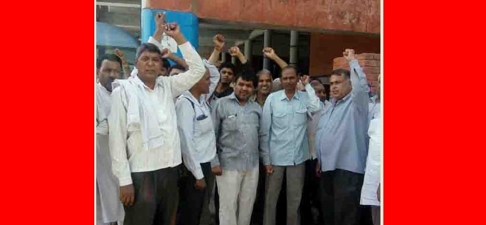 Roadways workers protest against road sefety bill in faridabad