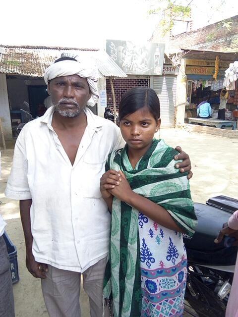 missing daughter and father meet via whatsapp