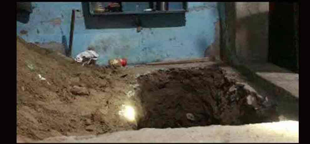 girl ghost haunts neighbors for more than a year in faridabad, who tells the address of her grave