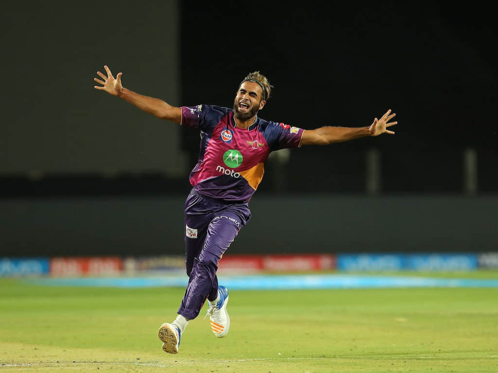 chris gayle and ms dhoni built up new records in ipl against kxip