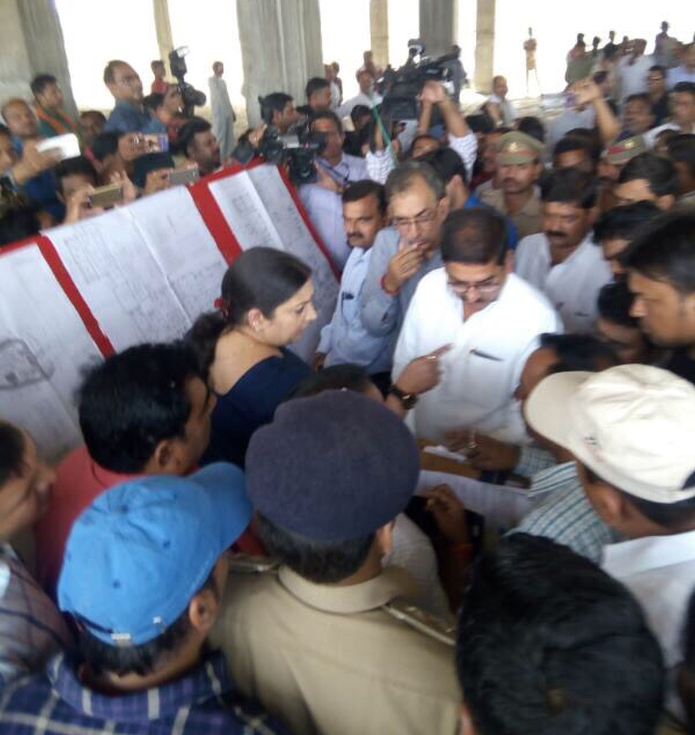 smriti irani 2 days visit in amethi