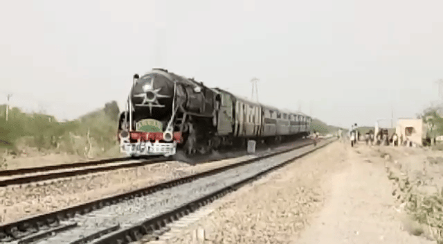 steam engine ran after 31 year on jaisalmer track