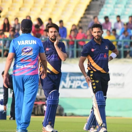 Bollywood actors team Heroes eleven wins T20 match in Hpca Stadium Dharamshala