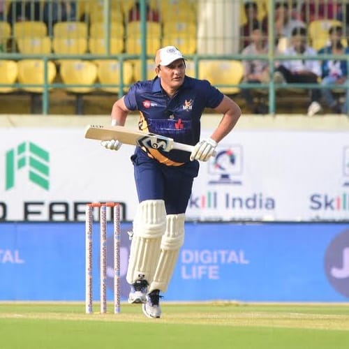 Bollywood actors team Heroes eleven wins T20 match in Hpca Stadium Dharamshala