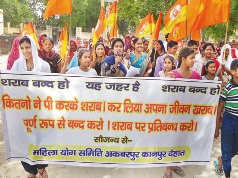 Women are not happy about opening liquor contracts in settlements