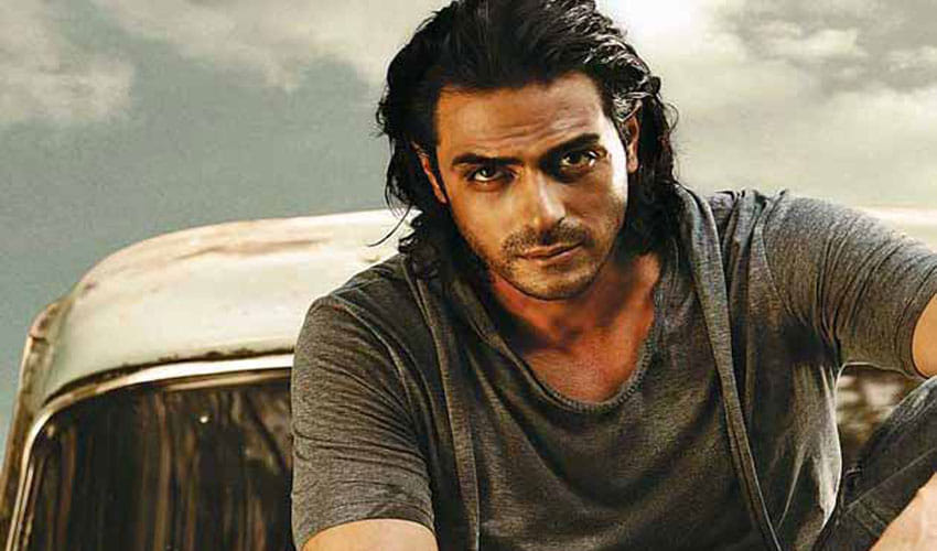 Arjun Rampal pen down emotional note for daughter Myra after seeing his daughter on the ramp for first time