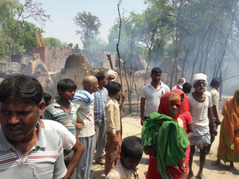  A child died in a fire in sultanpur.