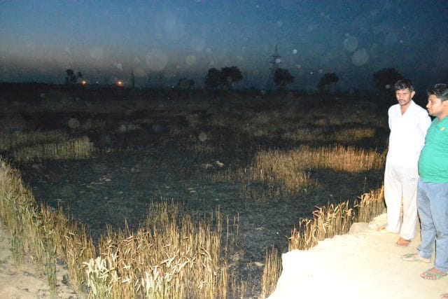 Fire in a farm engaged in wires
