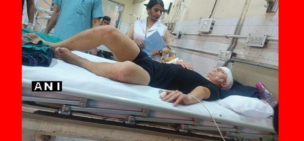 two men of noida saves german teen by auto looters in delhi geeta colony