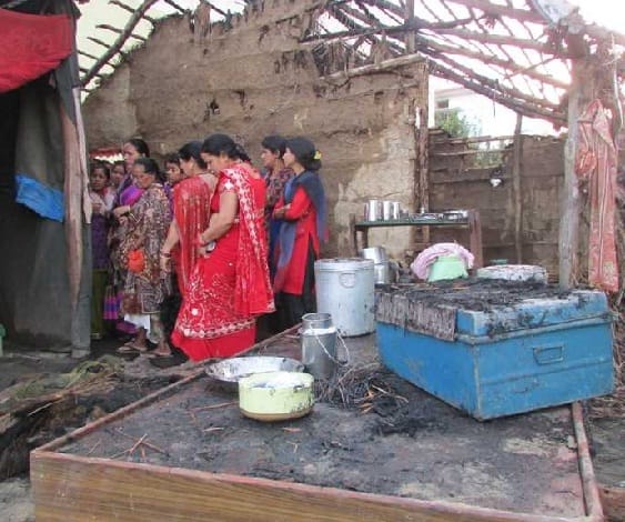 hut burn in Ramnagar