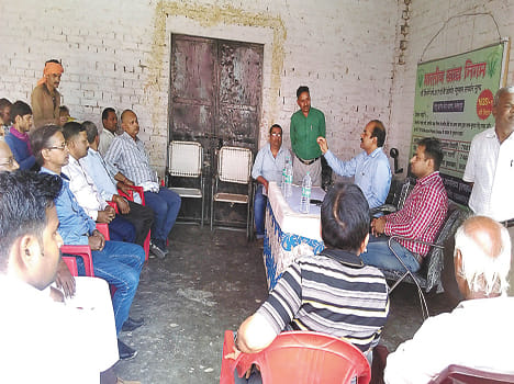 Discussion of problem of farmers in Indian Food Corporation