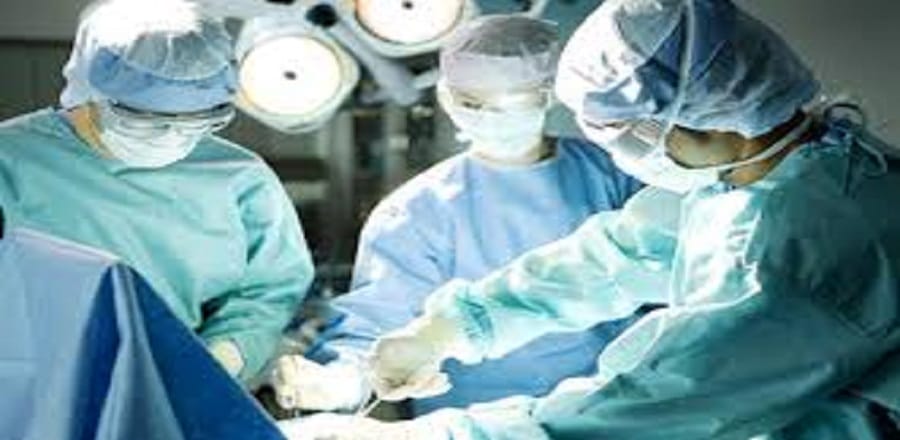 gujarat: stone weighing 1.4 kg removed from urinary bladder of patient