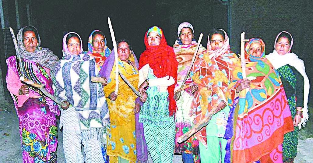 Women protesting 