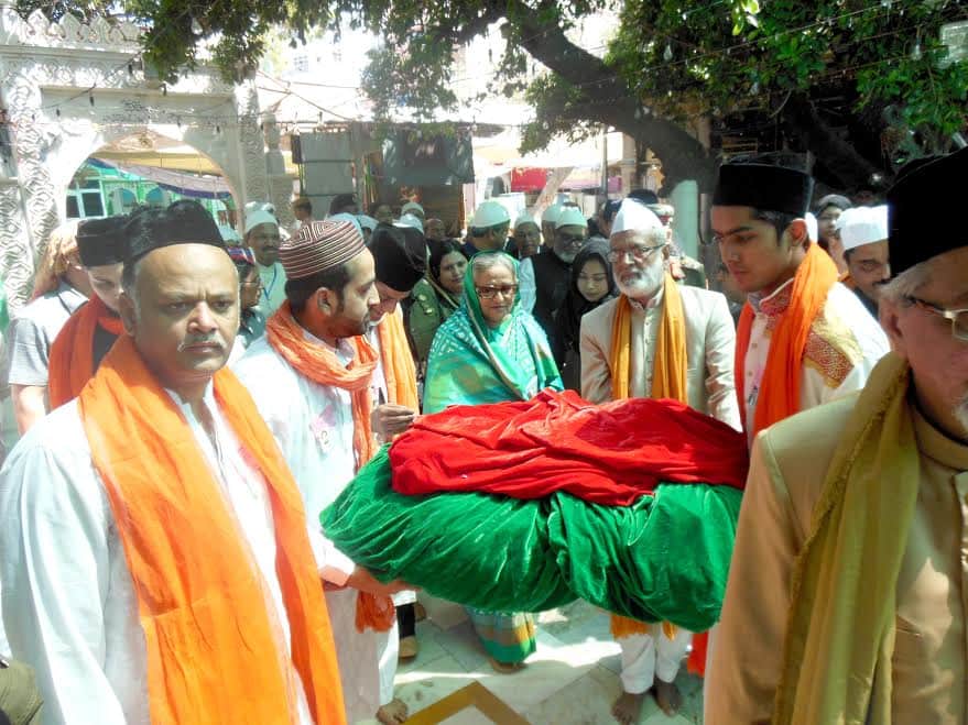 Bangladeshi Prime Minister reached at khwaza Dargah