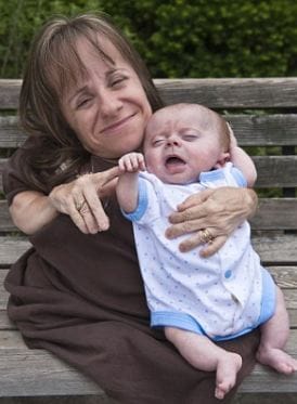 World's smallest mother shows off baby number three 