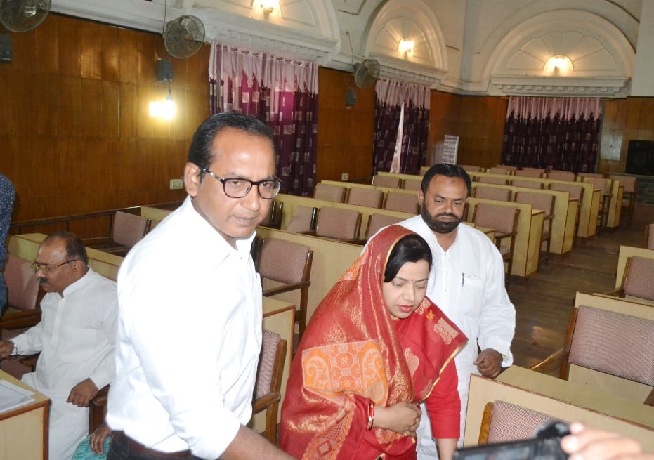  Muslims do not sing, Vande Mataram, three councilors who arrived in the house after Vande Mataram