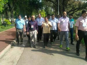 Tigers woke up soon in Azad park