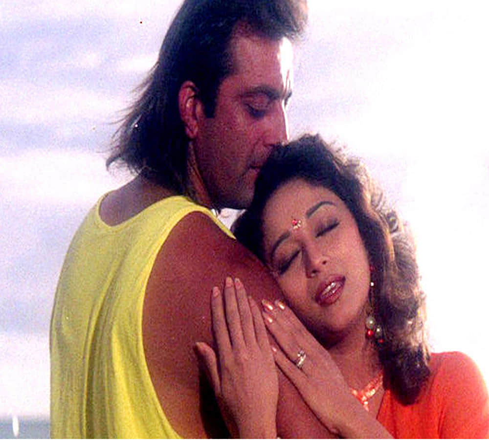 Madhuri Dixit no pregnancy clause by Subhash Ghai for Khalnayak, interesting facts
