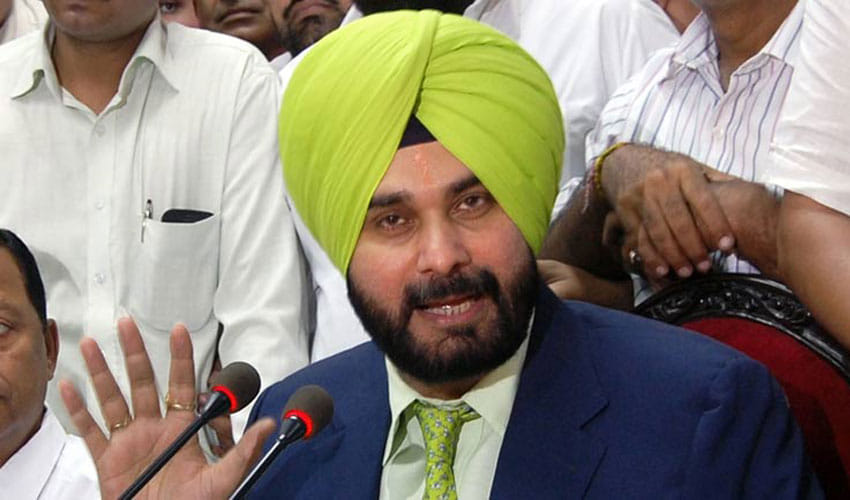 Complaint Against Navjot Singh Sidhu For Cracking Vulgar Jokes In The Kapil Sharma Show