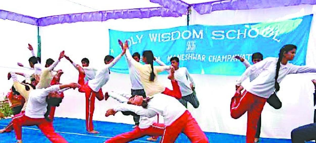 Yoga shows exhibit attraction